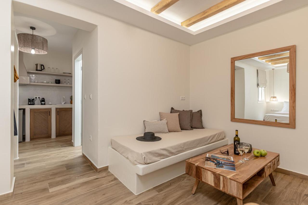 Heavenly Suites & Studios Naxos City Exteriör bild