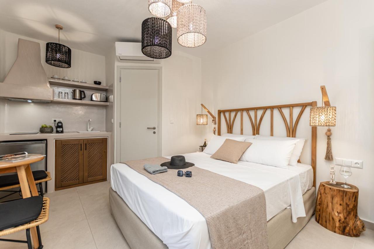 Heavenly Suites & Studios Naxos City Exteriör bild