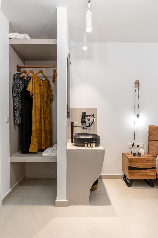 Heavenly Suites & Studios Naxos City Exteriör bild