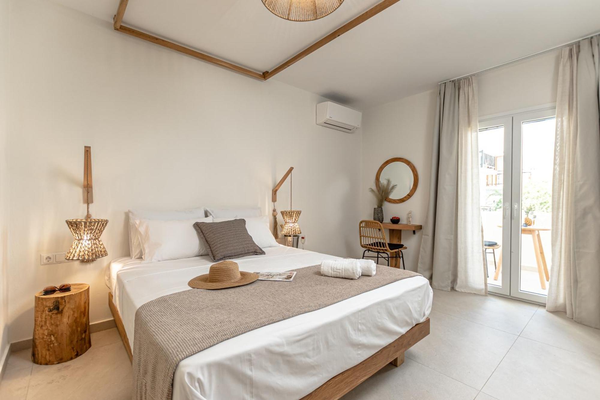 Heavenly Suites & Studios Naxos City Exteriör bild