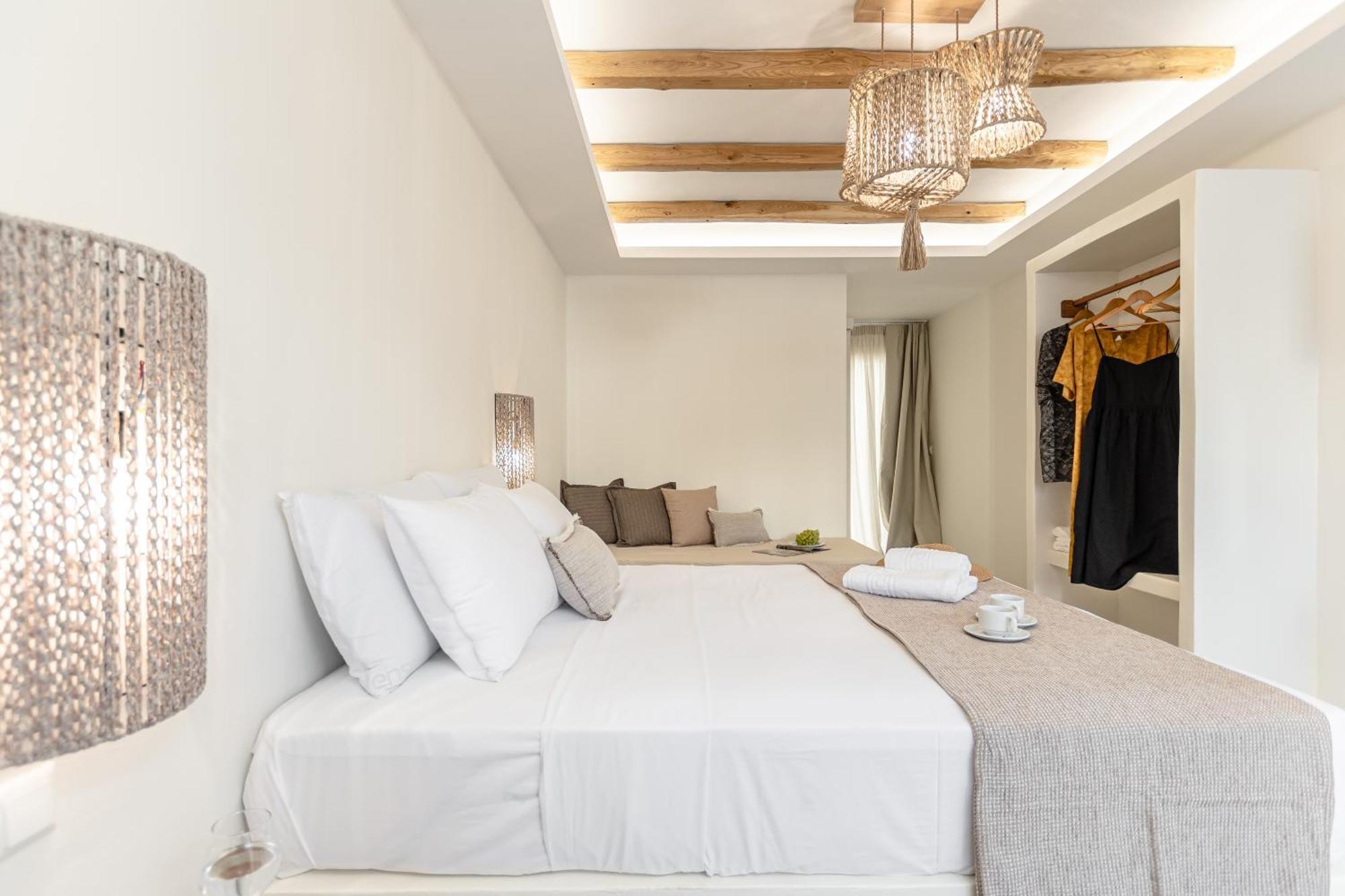 Heavenly Suites & Studios Naxos City Exteriör bild