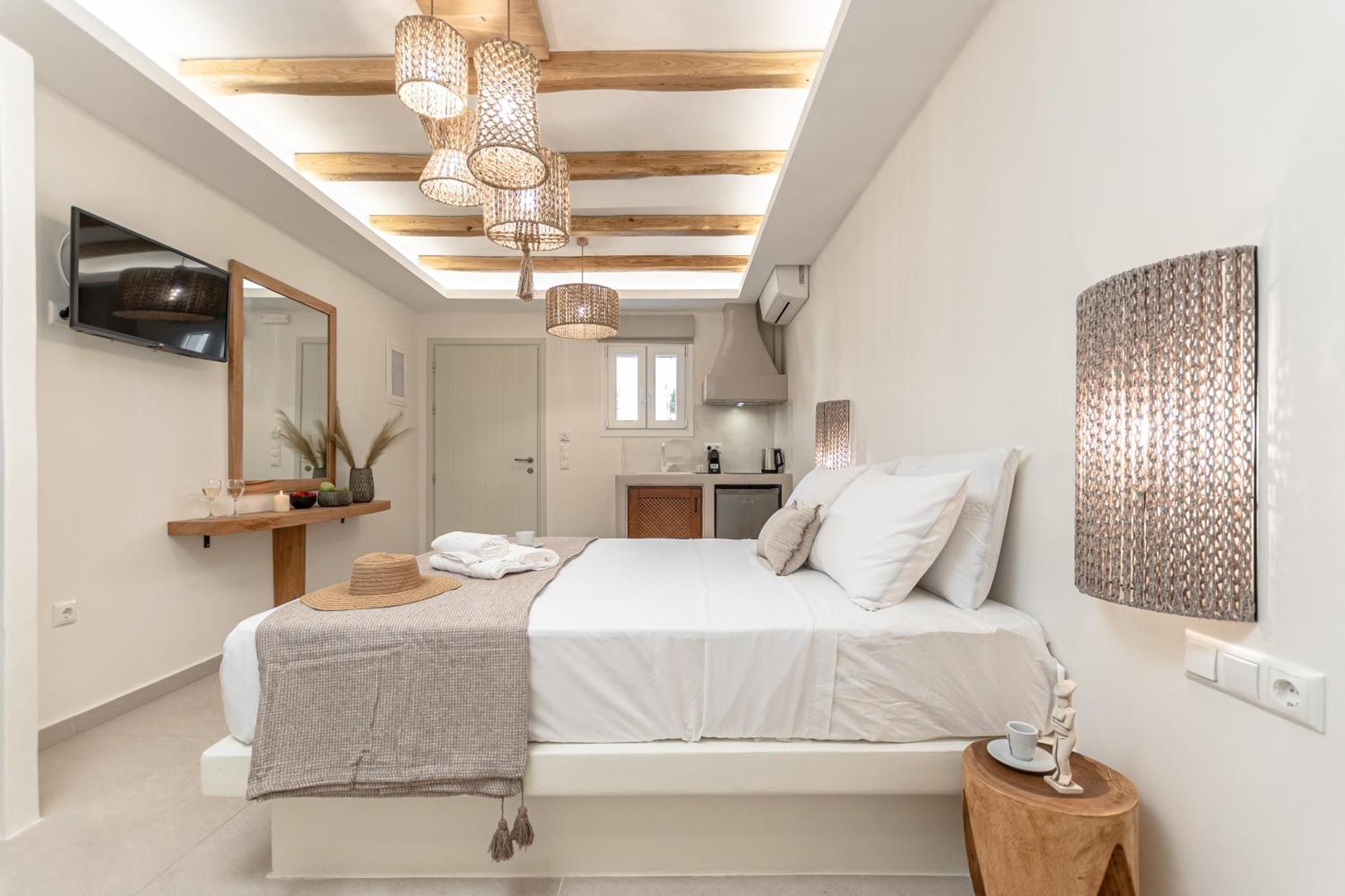 Heavenly Suites & Studios Naxos City Exteriör bild