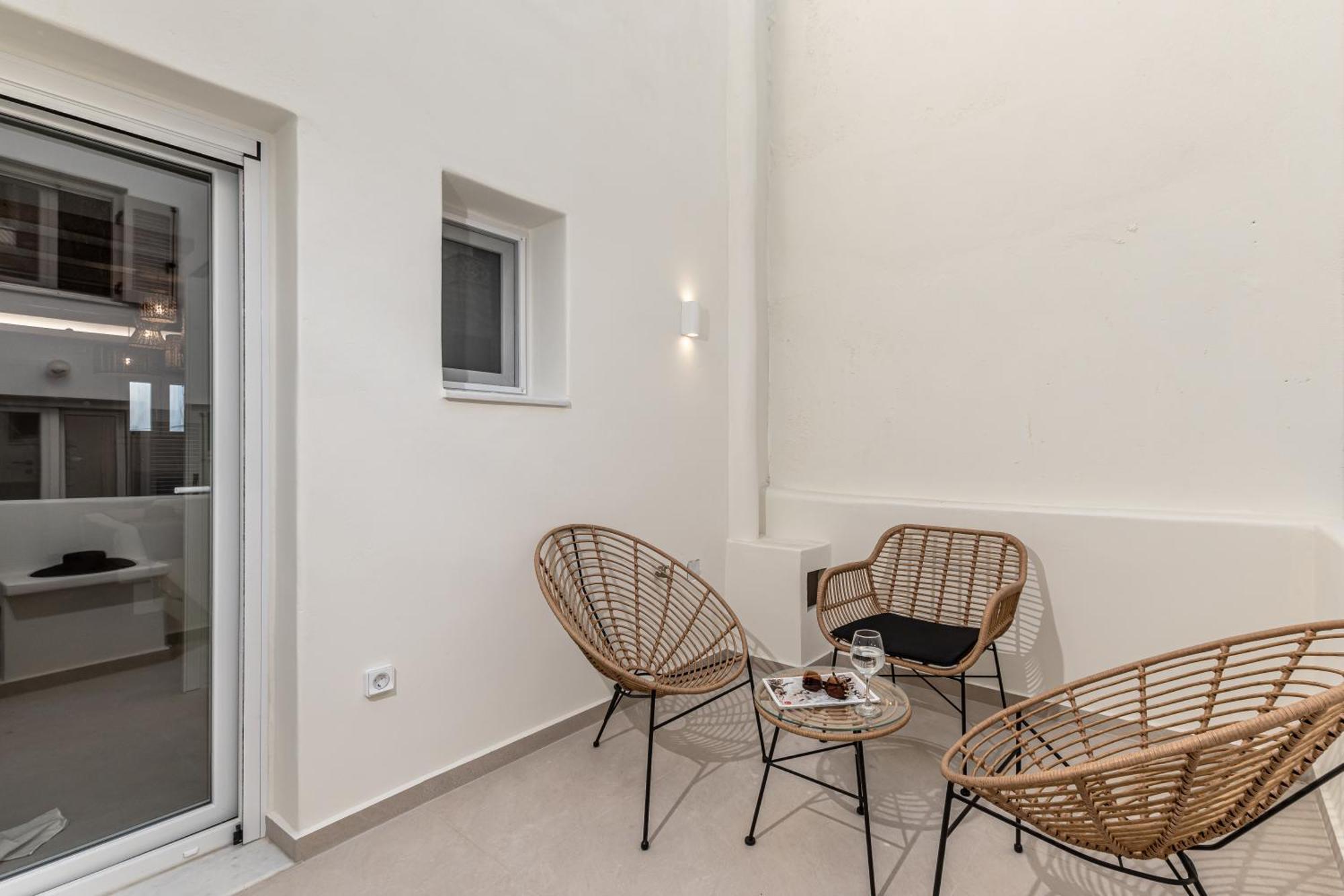 Heavenly Suites & Studios Naxos City Exteriör bild